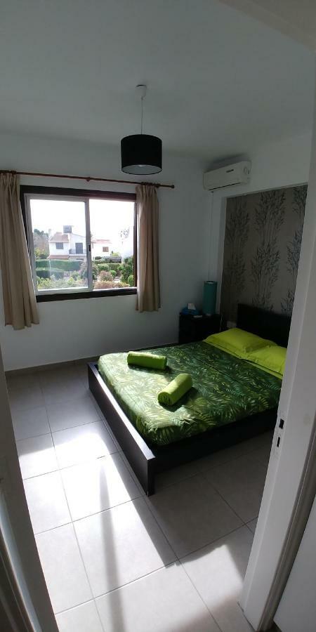 Apartament 'Chez Antoine' Pool-View 5Min From Sea Pafos Zewnętrze zdjęcie