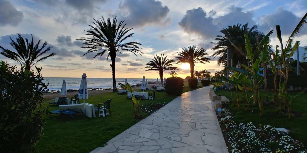 Apartament 'Chez Antoine' Pool-View 5Min From Sea Pafos Zewnętrze zdjęcie