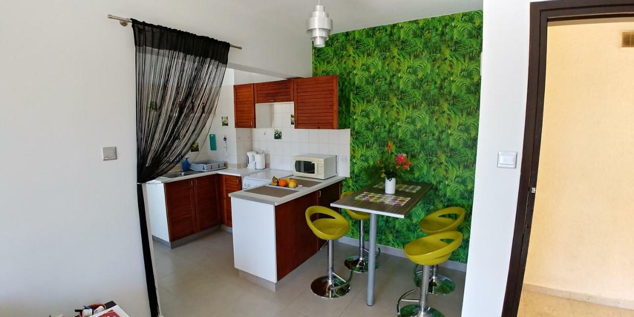 Apartament 'Chez Antoine' Pool-View 5Min From Sea Pafos Zewnętrze zdjęcie